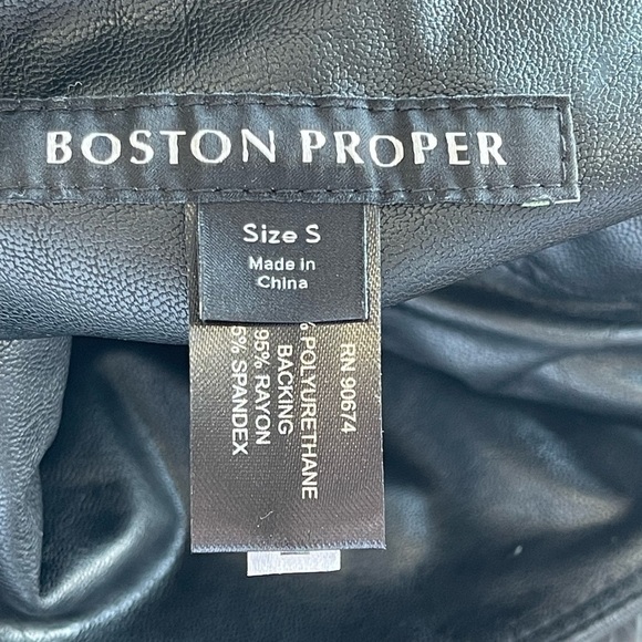 Boston Proper faux leather pull on pants size small rocker date night - Picture 9 of 14